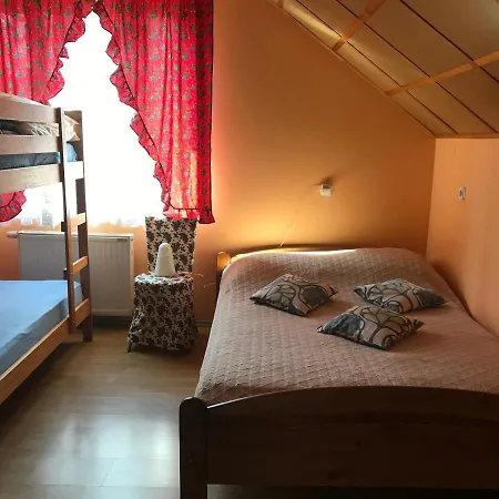 Проживание в семье Nad Sowiogorskim Potokiem *